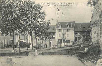CPA FRANCE 38 " Pont de Beauvoisin, Place de la Bouverie"