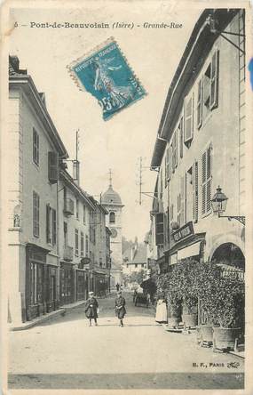 CPA FRANCE 38 " Pont de Beauvoisin, Grande Rue"