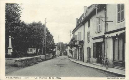 CPA FRANCE 38 " Vézeronce, Un quartier de la place"