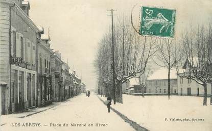 CPA FRANCE 38 " Les Abrets, Place du Marché en hiver"