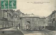 03 Allier / CPA FRANCE 03 "Neris les Bains, place de la Source, la pompe d'eau chaude"