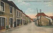 38 Isere CPA FRANCE 38 " La Batie Montgascon, Rue centrale"