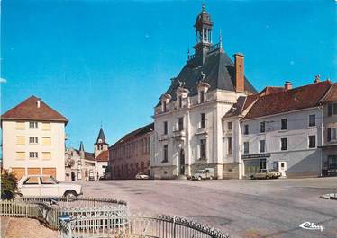 CPSM FRANCE 38 " Corbelin, Place de la Mairie"