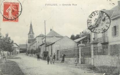 CPA FRANCE 38 " Fitilieu, Grande rue"