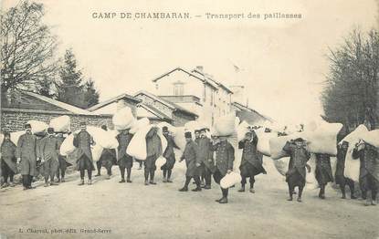 CPA FRANCE 38 " Le Camp de Chambaran, Le transport des Paillasses"