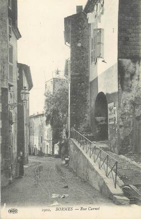 CPA FRANCE 83 " Bormes, Rue Carnot"