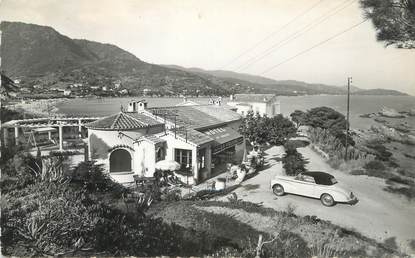 CPSM FRANCE 83 "St Clair - Le Lavandou, Le bord de mer, la plage et la baie"