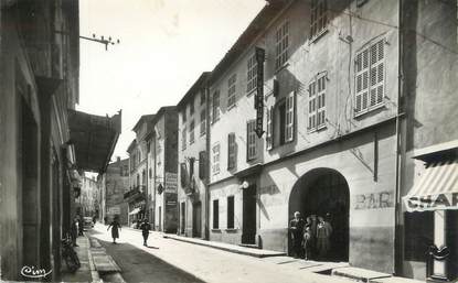 CPSM FRANCE 83 " Carcès, Hôte Chez Nous"