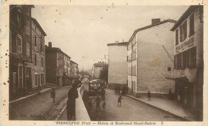 CPA FRANCE 83 " Pierrefeu, Mairie et Boulevard Henri Guérin"