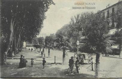 CPA FRANCE 83 " Draguignan, Le Boulevard de l'Esplanade"