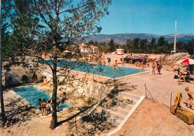 CPSM FRANCE 83 " St Paul en Forêt, La piscine du Camping Caravaning Le Parc"