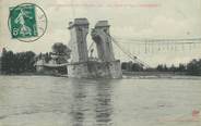 42 Loire / CPA FRANCE 42 "Les débris du pont d'Andrezieux" / INONDATION