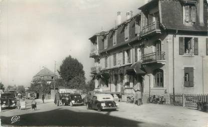 CPSM FRANCE 74 "St Julien en Genevois, La Douane Française"