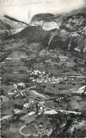 CPSM FRANCE 74 " Mieussy, Vue générale et les deux Ponts"