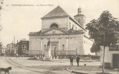 CPA FRANCE 74 " Taninges, La Place et l'église"