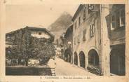 74 Haute Savoie CPA FRANCE 74 " Taninges, Rue des Arcades"