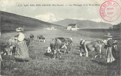 CPA FRANCE 74 " Le Col des Aravis, Les pâturages et le Mont Blanc"