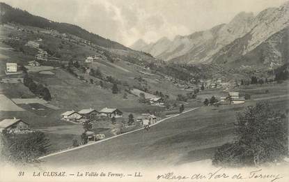 CPA FRANCE 74 " La Clusaz, La Vallée du Fernuy"