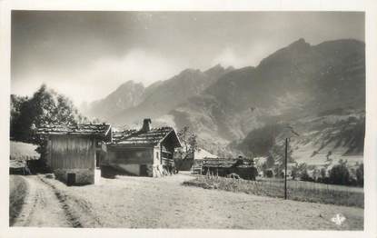 CPSM FRANCE 74 " La Clusaz, Chemin du Lac des Confins et Pointe Percée"