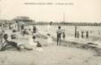 / CPA FRANCE 14 "Courseulles sur mer, l'heure du bain"