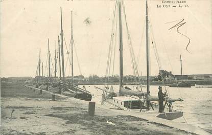 / CPA FRANCE 14 "Courseulles, le port" / BATEAU