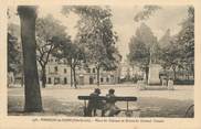 74 Haute Savoie CPA FRANCE 74 " Thonon les Bains, Place du Château et Statue du Général Dessaix"