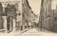 83 Var CPA FRANCE 83 "Draguignan, Hotel de ville et rue Nationale"