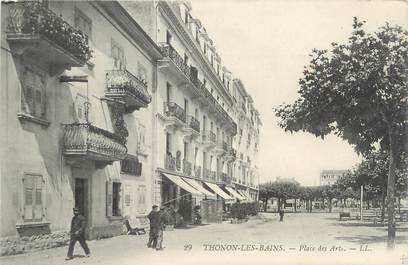 CPA FRANCE 74 "Thonon les Bains, Place des Arts"