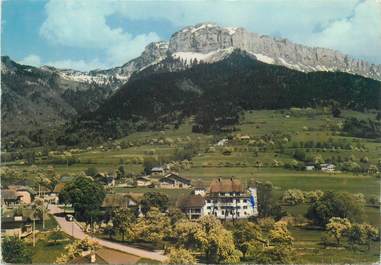 CPSM FRANCE 74 " Villaz, Château de Bon Attrait et le Parmelan"