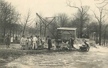 CPA FRANCE 75008  "Les inondations de Paris, 1910, travaux du génie aux Champs Elysées"