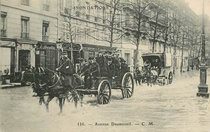 CPA FRANCE 75012 "Paris, avenue Daumesnil"