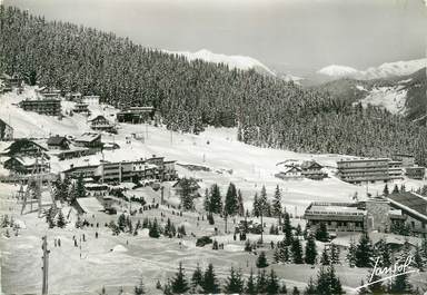 CPSM FRANCE 73 " Courchevel, Vue générale de la Station vers la Forêt des Praz"