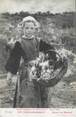 29 Finistere CPA FRANCE 29 " Mme Lucas Robiquet allant au marché" / FOLKLORE