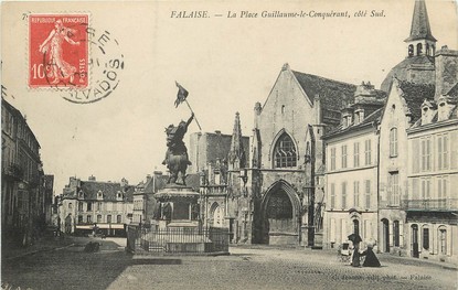 / CPA FRANCE 14 "Falaise,, la place Guillaume le Conquérant"