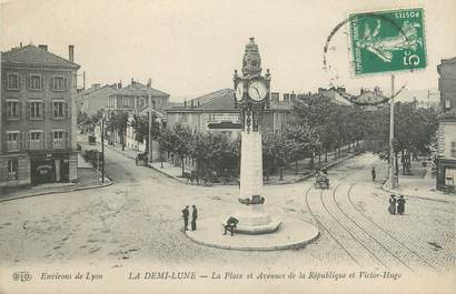 CPA FRANCE 69 "Tassin, La Place et Avenues de la République et Victor Hugo"