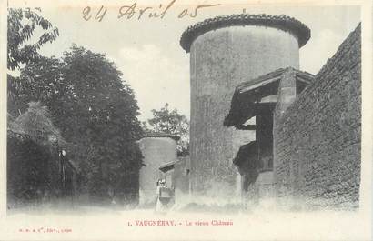 CPA FRANCE 69 "Vaugneray, Le vieux château"