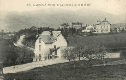 CPA FRANCE 69 "Vaugneray, Grouupe de Villas près de la gare"