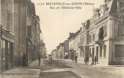 CPA FRANCE 69 "Belleville sur Saône, Rue de l'Hôtel de Ville"
