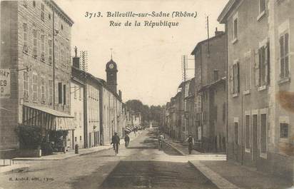 CPA FRANCE 69 "Belleville sur Saône, Rue de la République"