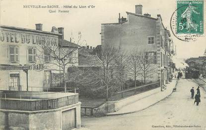 CPA FRANCE 69 "Neuville sur Saône, Hôtel du Lion d'Or Quai Pasteur"