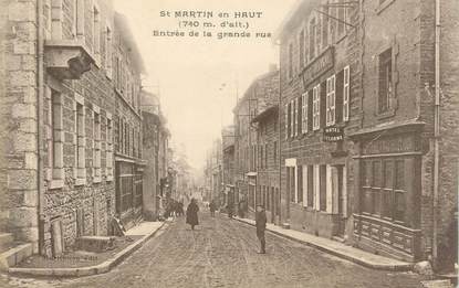 CPA FRANCE 69 " St Martin en Haut, Entrée de la grande rue"