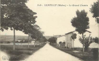 CPA FRANCE 69 " Lentilly, Le Grand Chemin"