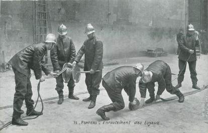 CPA POMPIERS " Enroulement des tuyaux"/ PUBLICITE PHARMACIE NOUVELLE SIMON BLOIS