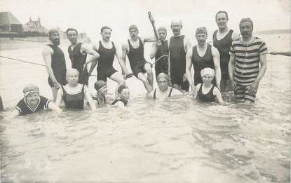 CARTE PHOTO BAIGNEURS / PLAGE