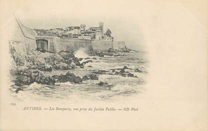 CPA FRANCE 06 "Antibes, Les remparts , vue prise du jardin public"