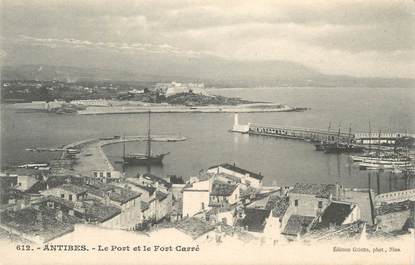 CPA FRANCE 06 "Antibes, Le port et le Fort Carré"