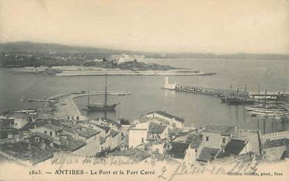 CPA FRANCE 06 "Antibes, Le Port et le Fort Carré"