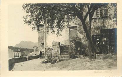 CARTE PHOTO " PHOTOGRAPHE : ESTEHELIN ST RAPHAEL (Cachet en relief) / A SITUER : 04, 06, 83"