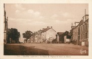 44 Loire Atlantique / CPA FRANCE 44 "Couffé, place de l'église et haut du bourg"