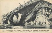 Bateau CPA BATEAUX MILITAIRES FRANCE 83 "Catastrophe du Liberté , les épaves"